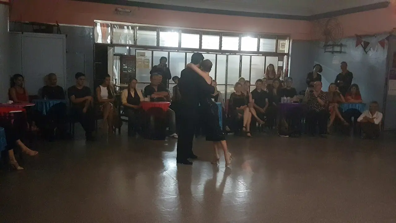 Video thumbnail for MAGDALENA GUTIERREZ y GERMAN BALLEJO en Viva La Pepa! Milonga (1/3)