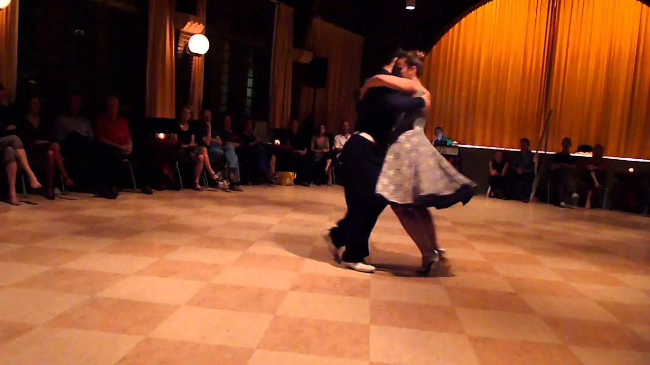 Video thumbnail for Maja Petrovic & Marko Miljevic - "Olvidame" - D´arienzo - 2