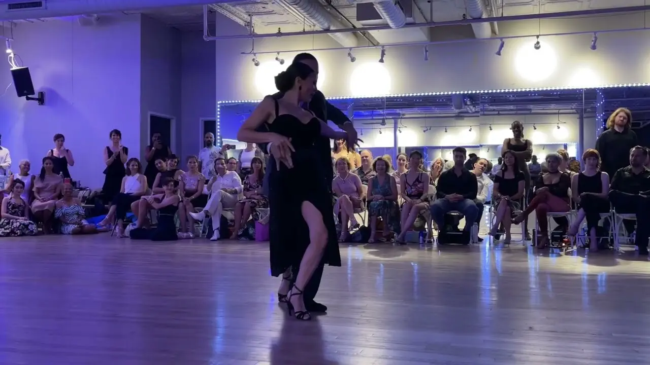 Video thumbnail for Windy City Tango Festival 2022 - Celina Rotundo & Hugo Patyn (2)