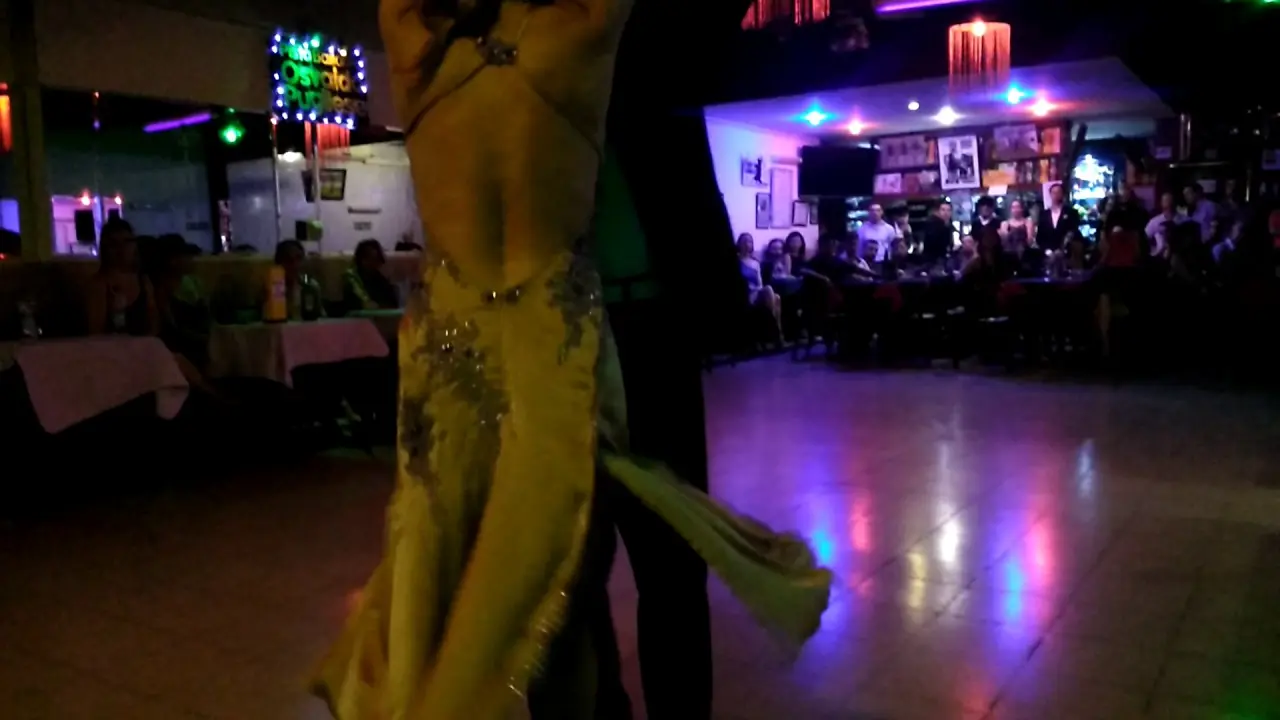 Video thumbnail for Melina Brufman & Pablo Alvarez @ Tango Club Milonga(4)