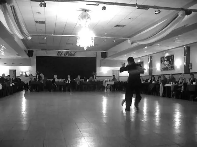 Video thumbnail for Natasha Arapé y Ariel Taritolay en La Baldosa 1