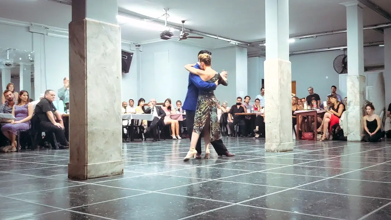 Video thumbnail for a Gutiérrez y Germán Ballejo - Floreal MIlonga 4/4