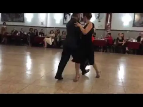 Video thumbnail for Katherine Laitón y Alexander Sossa Benitez en La Baldosa. MIlonga vieja milonga. (14/dic/18)