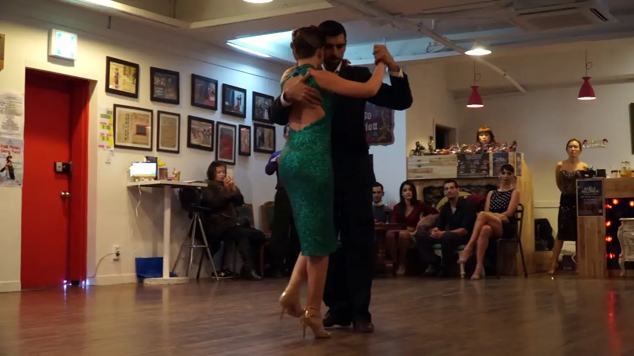 Video thumbnail for [ Tango ] 2017.12.16 -  Magdalena Gutierrez & German Ballejo -  Show No.1