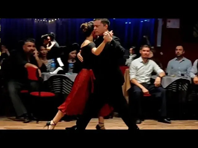 Video thumbnail for Katherine Laiton y Cristhian Sosa. No nos veremos más (Demare) Milonga Doso 21oct22 (1/4)