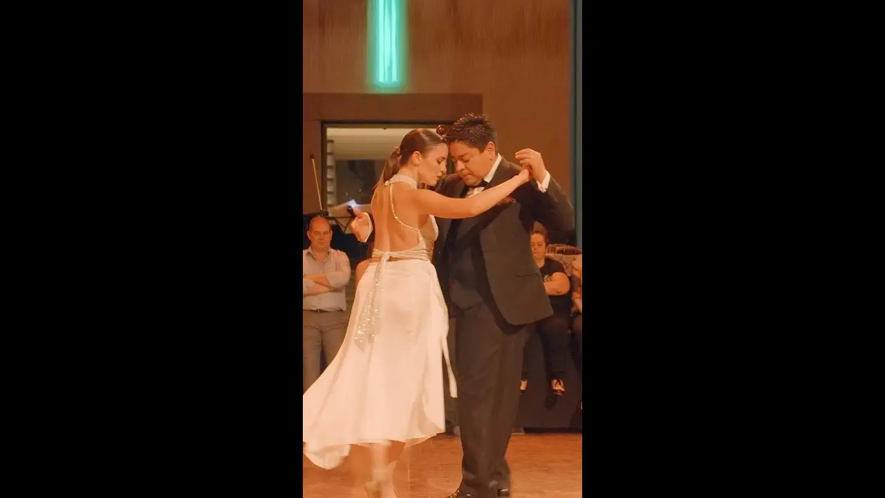 Video thumbnail for Agustina Piaggio and Carlitos Espinoza – Oblivion #carlitosyagustina #fitangoporto #tangobardo