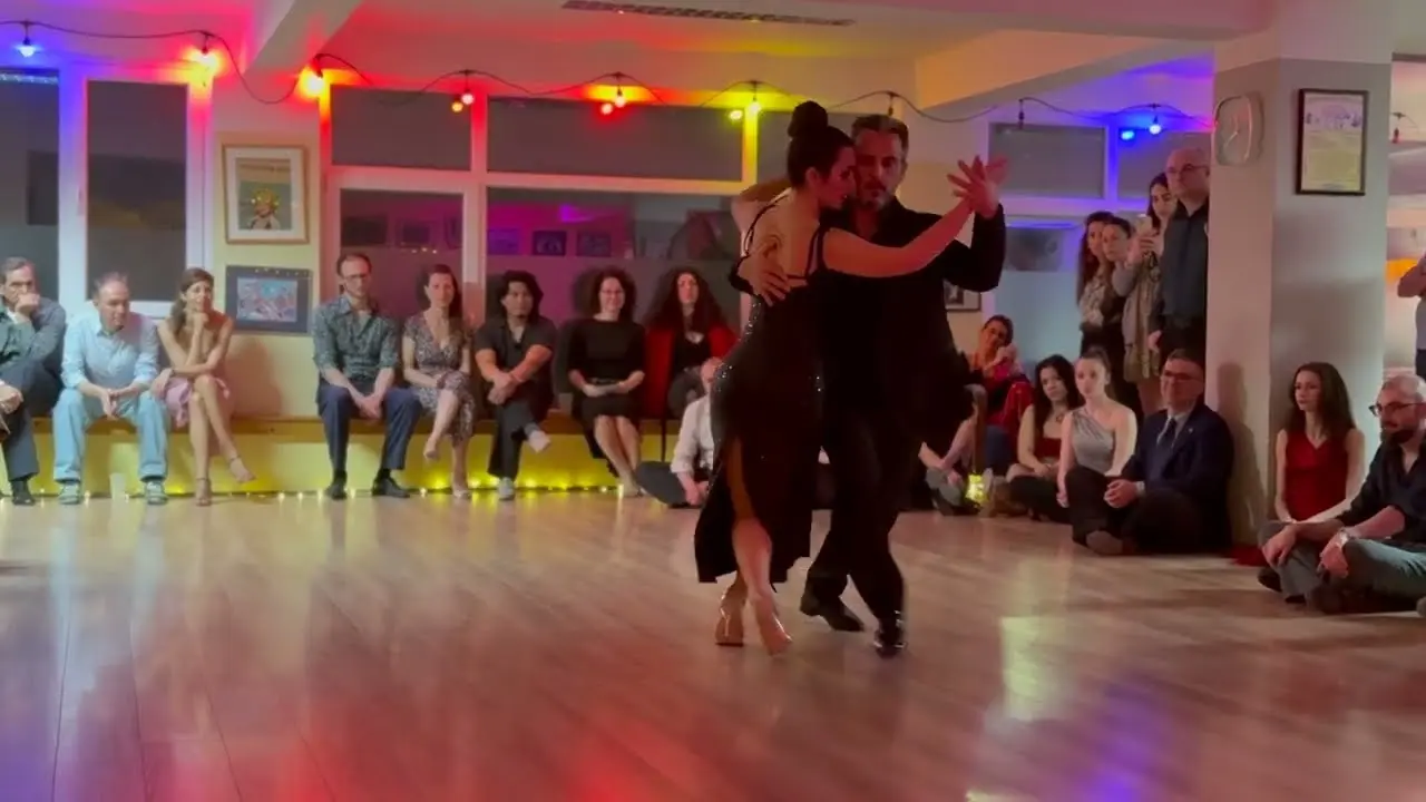 Video thumbnail for Fernando Galera & Pamela Colaneri 2/4