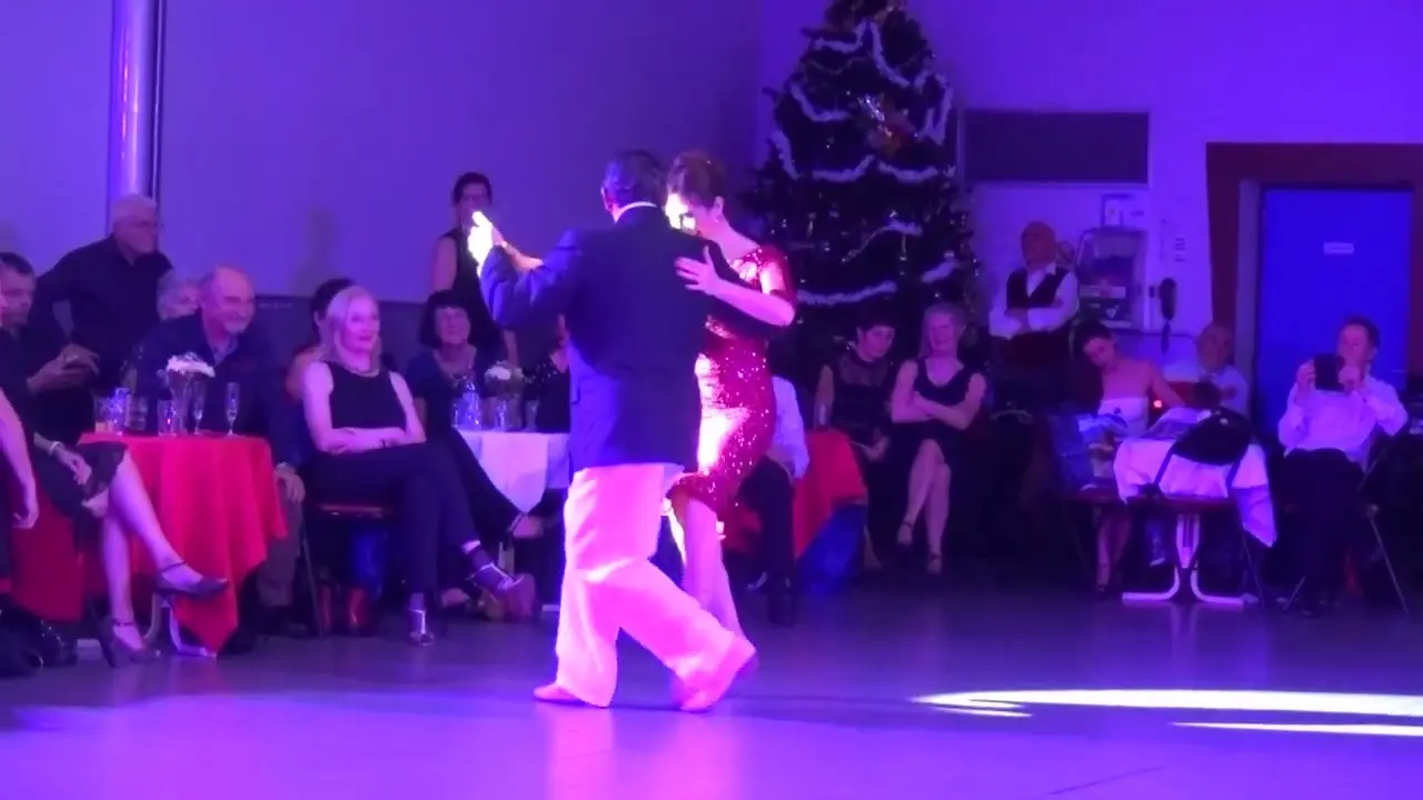 Video thumbnail for Sandra Messina & Ricardo Calvo: "La tapera" @ Cuincy 10 ans Tango Chti 2018