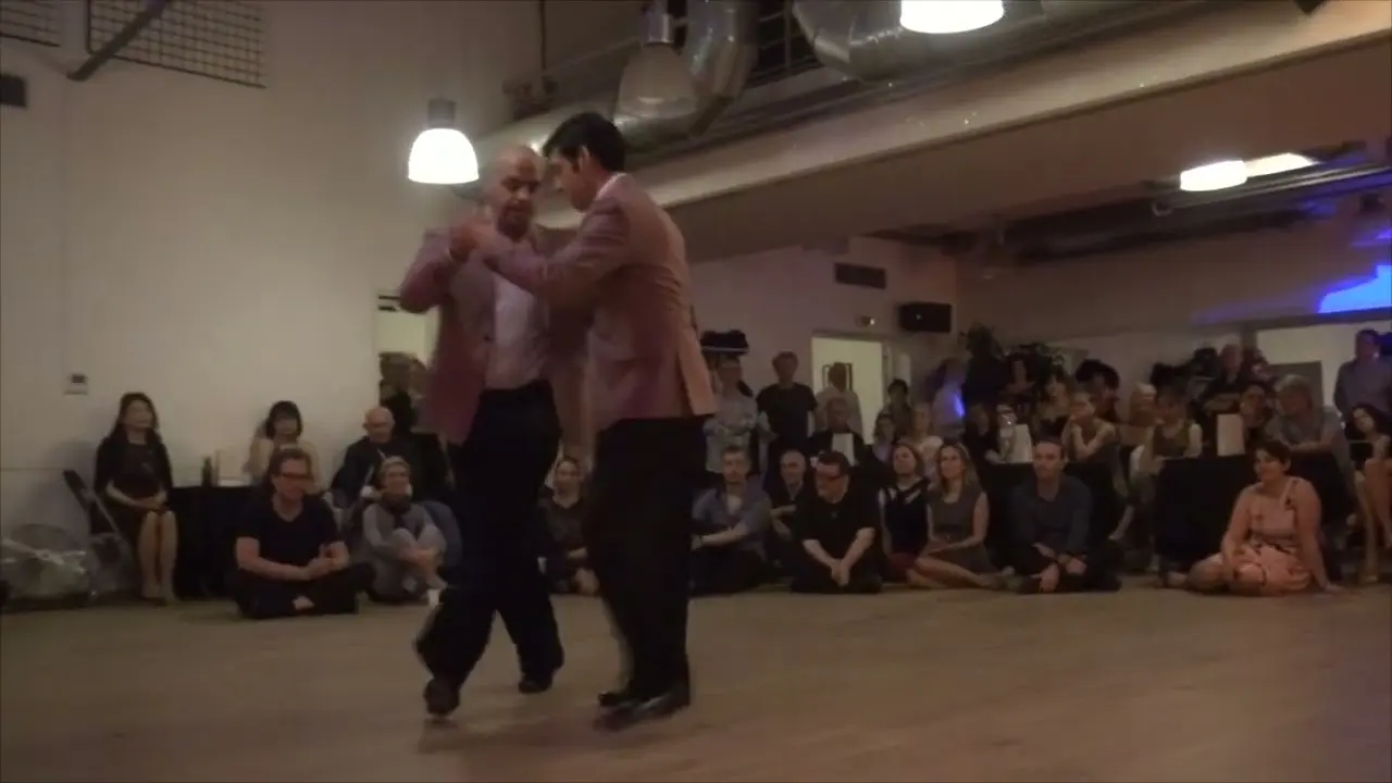 Video thumbnail for Vito Muñoz & Claudio Cardona: "Noches correntinas" @ Milonga Chat Lo Ves Parijs