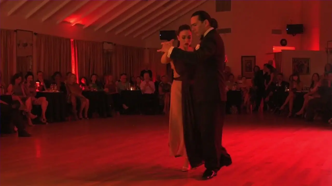 Video thumbnail for Carlos Barrionuevo and Mayte Valdés at Milonga Corazón 1/3