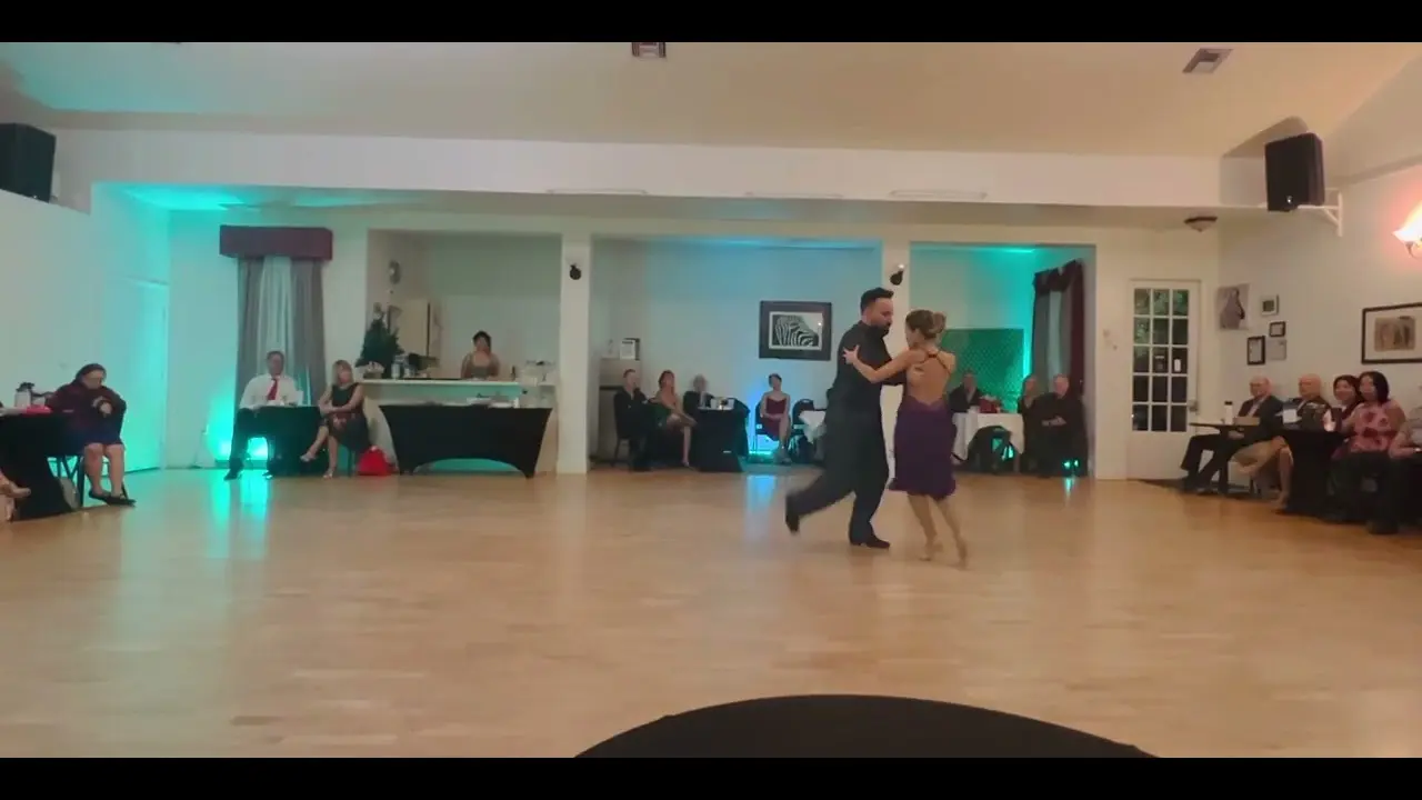 Video thumbnail for Sin Rumbo Fijo - Tango Vals Improvisation by Jeremias Fors & Carolina Balmaseda