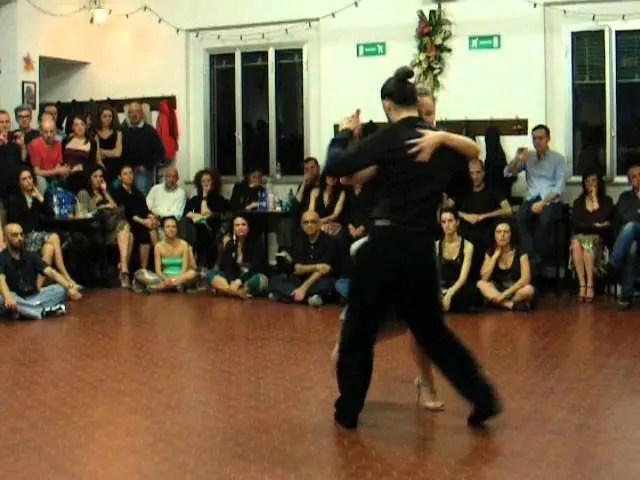 Video thumbnail for Maja Petrovic & Marko Miljevic - "Santa Milonguita" - D´Arienzo/Echagüe - 2