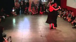 Video thumbnail for 2 Milonga del Patio presenta:  Fernando Carrasco & Jimena Hoeffner Viejo portón
