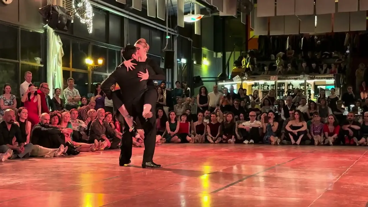 Video thumbnail for Ariadna Naveira Fernando Sanchez Tango Torino Festival 19/04/25 (2/2)