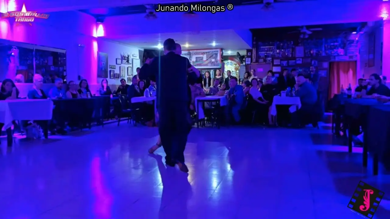 Video thumbnail for MONICA PARRA & GUSTAVO ROSAS || Lunes (D Arienzo)