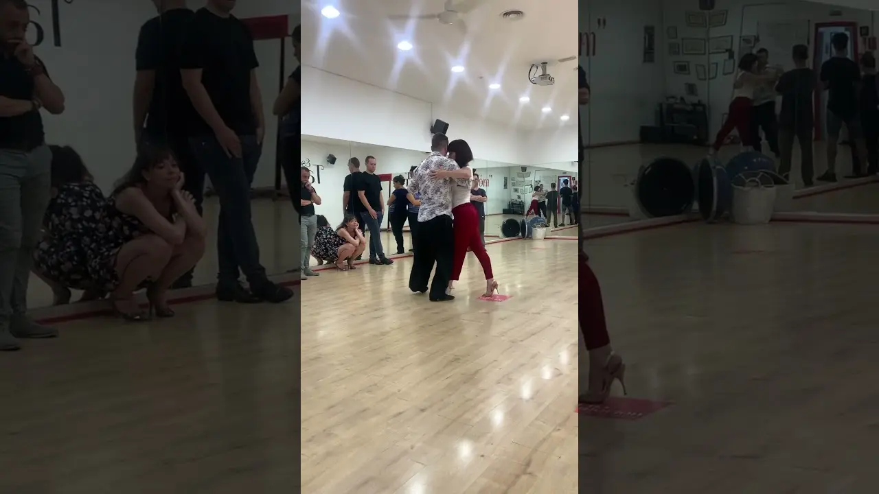 Video thumbnail for Liliana y Santiago final de clase