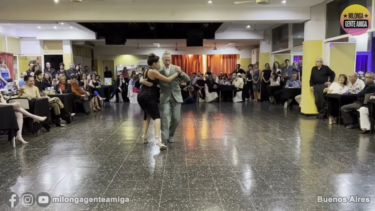 Video thumbnail for Samantha Dispari y Santiago Fina - Milonga Gente Amiga - 19/FEB/2023 (3/3)