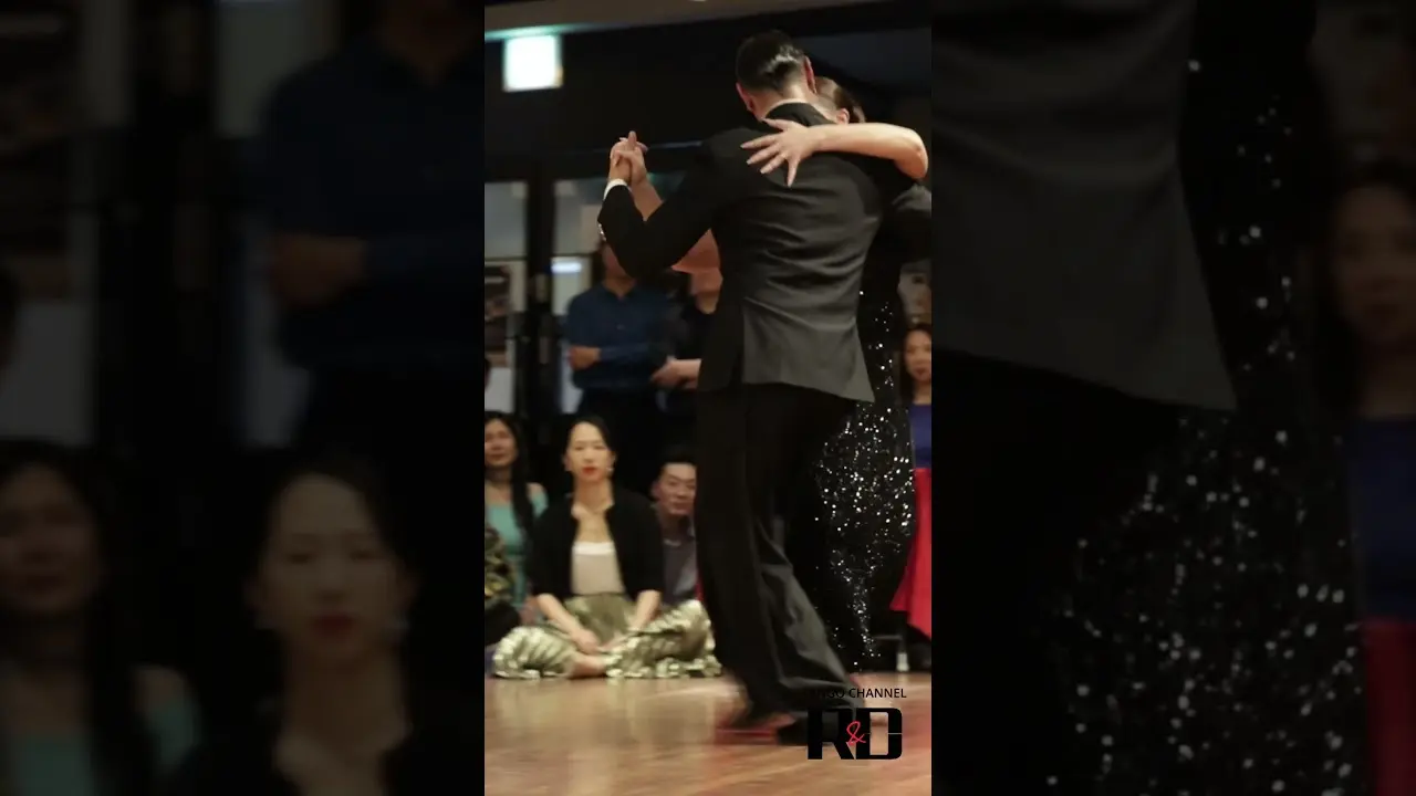 Video thumbnail for Jonny Carvajal y Suyay Quiroga - Maldonado #tango_rnd