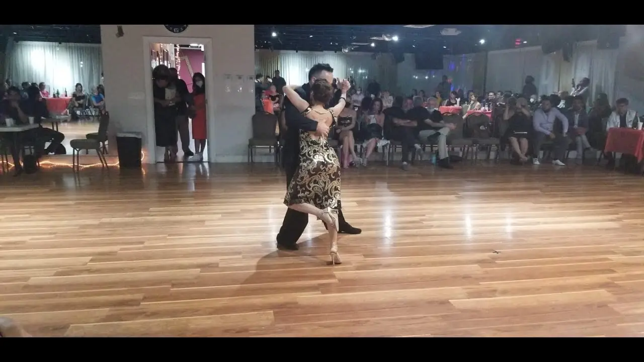 Video thumbnail for Carolina Balmaseda & Jeremías Fors - Yo Tengo Un Pecado Nuevo - 1/3