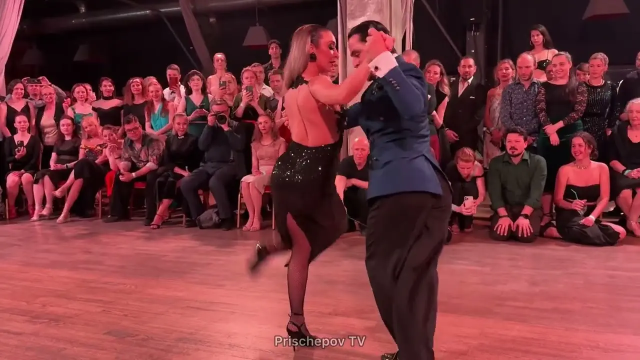 Video thumbnail for Martina Waldman & Alejandro Moncada PLANETANGO 2025 2-4