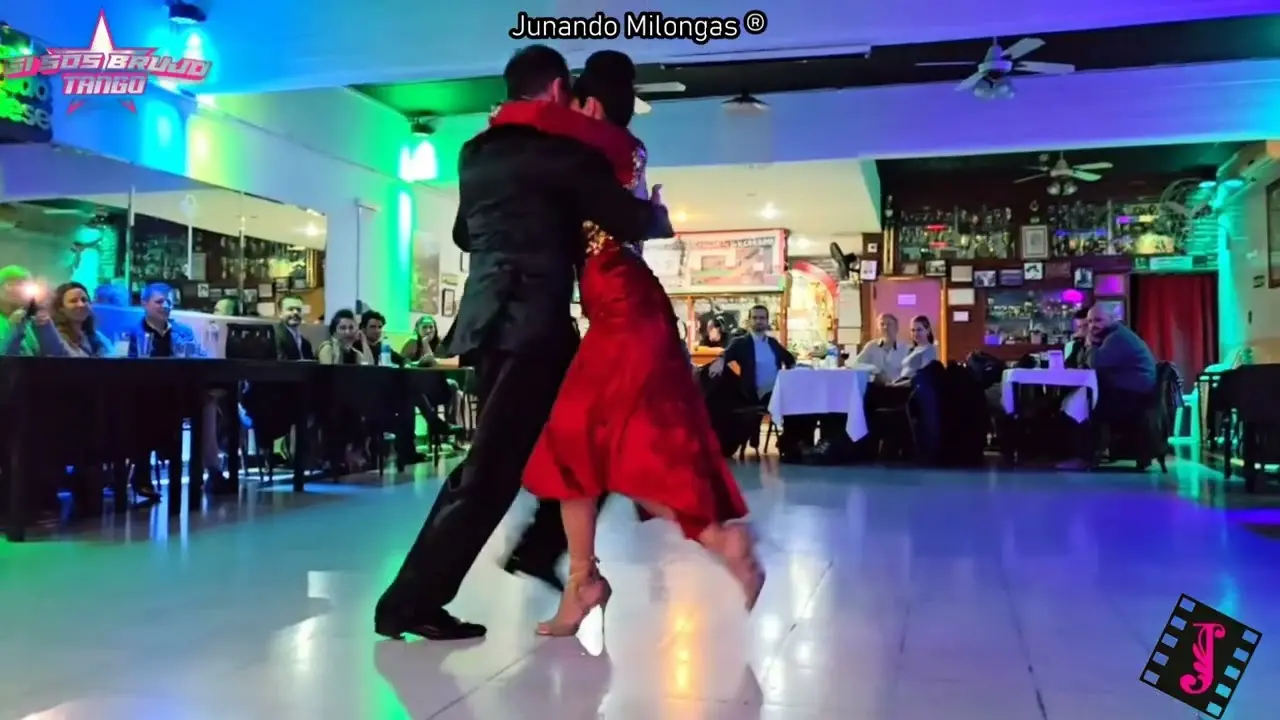 Video thumbnail for NOELIA SOLDERA & DAMIAN ESELL || Corazon (Tango Bardo feat Chino Laborde)
