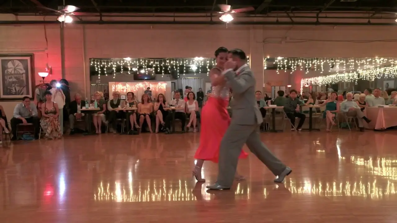 Video thumbnail for Yesica Esquivel and Ariel Leguizamon at Milonga Sonata 3/4