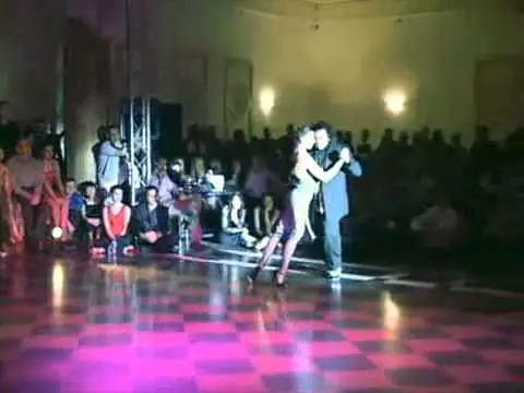 Video thumbnail for Mariano Chico  Frumboli y Lucia Mazer bailan Di Sarli, Bahia Blanca