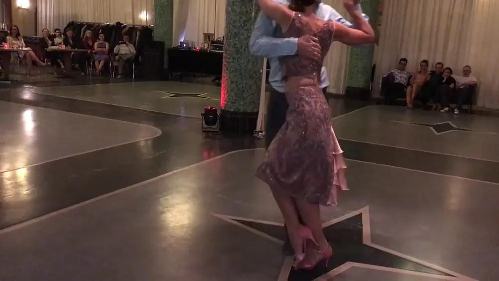Video thumbnail for Claudia Jakobsen and Carlos Alberti .Tango. Juan Darienzo "Humillacion"
