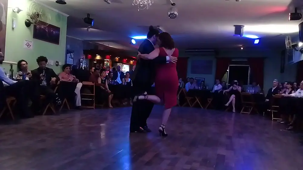 Video thumbnail for Corina De La Rosa e Reimi Kikuchi 1/2 - Tango Baires