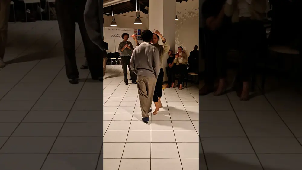 Video thumbnail for Connection and ocho cortado: no arms required..with Silvina Tse & Julio Alvarez