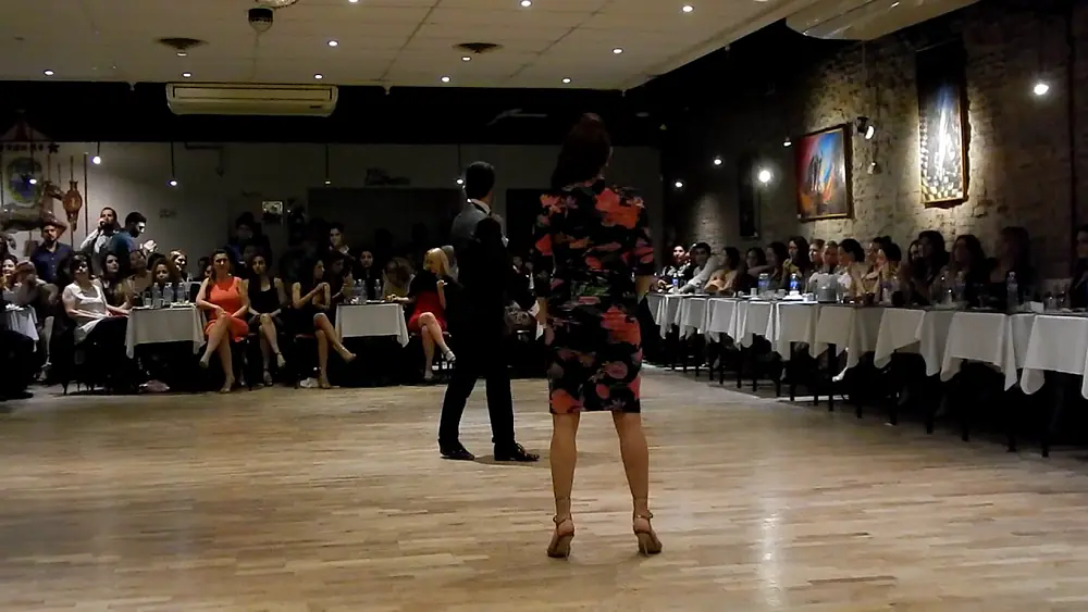 Video thumbnail for Silvana Anfossi y Krishna Olmedo Tango