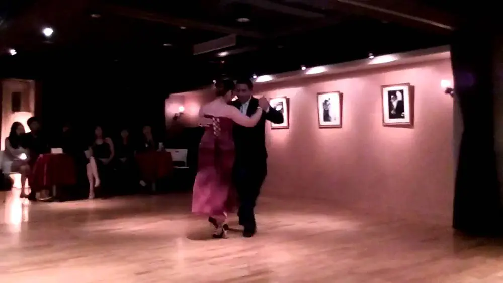 Video thumbnail for Carlos Estigarribia y Laura Sastria, Taiwan 2015 1