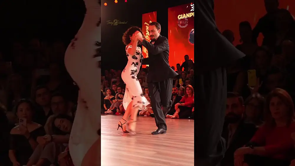Video thumbnail for Lorena Tarantino & Gianpiero Galdi - Demasiada Presión (Vals)