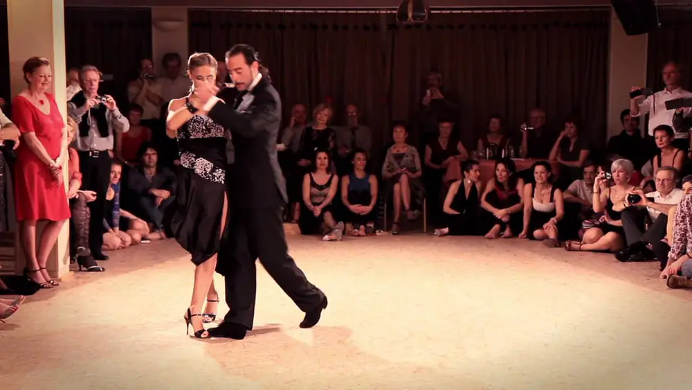 Video thumbnail for Gisela Passi & Rodrigo Rufino 12 janvier 2013