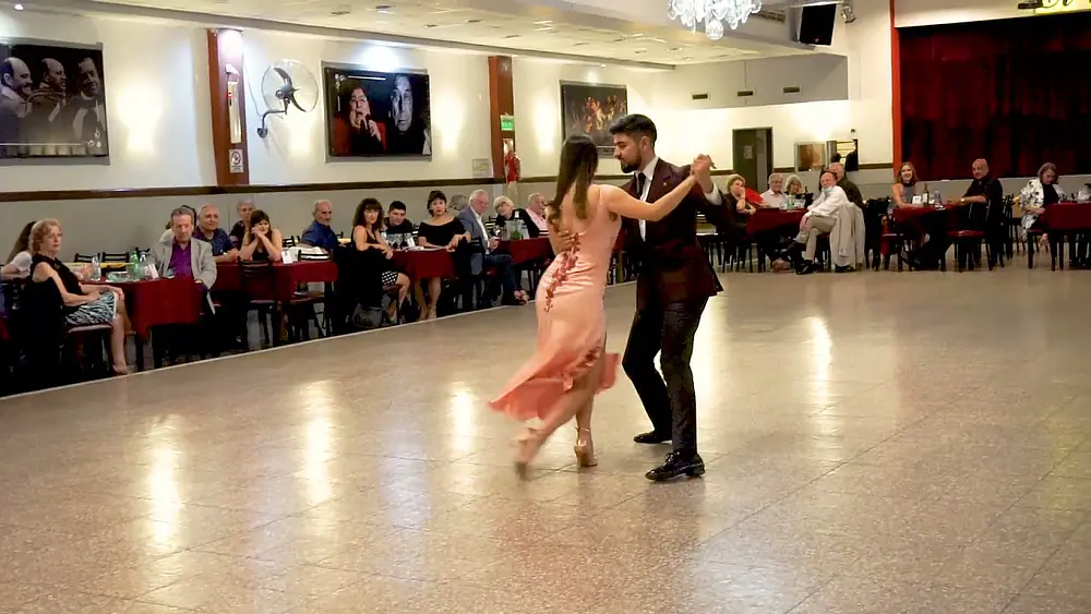 Video thumbnail for Sebastián Jiménez & Magdalena Valdez -Milonga La Baldosa -Vals Desde el Alma / Pugliese