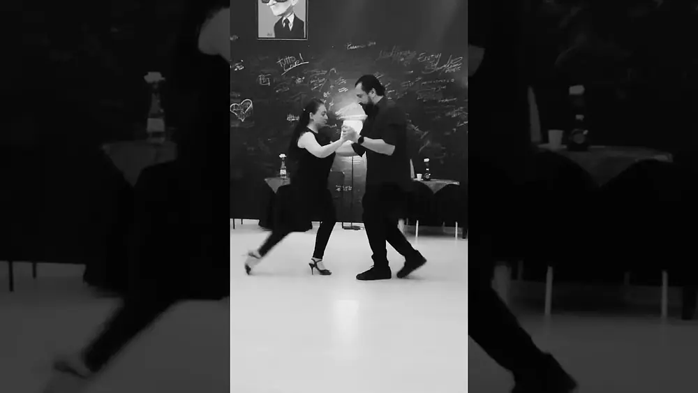 Video thumbnail for “Playing with D’Arienzo 🔥”  Rino Fraina y Carmen Sambataro 💃🏼🇦🇷🕺❤️ #tango #dancer #love #show