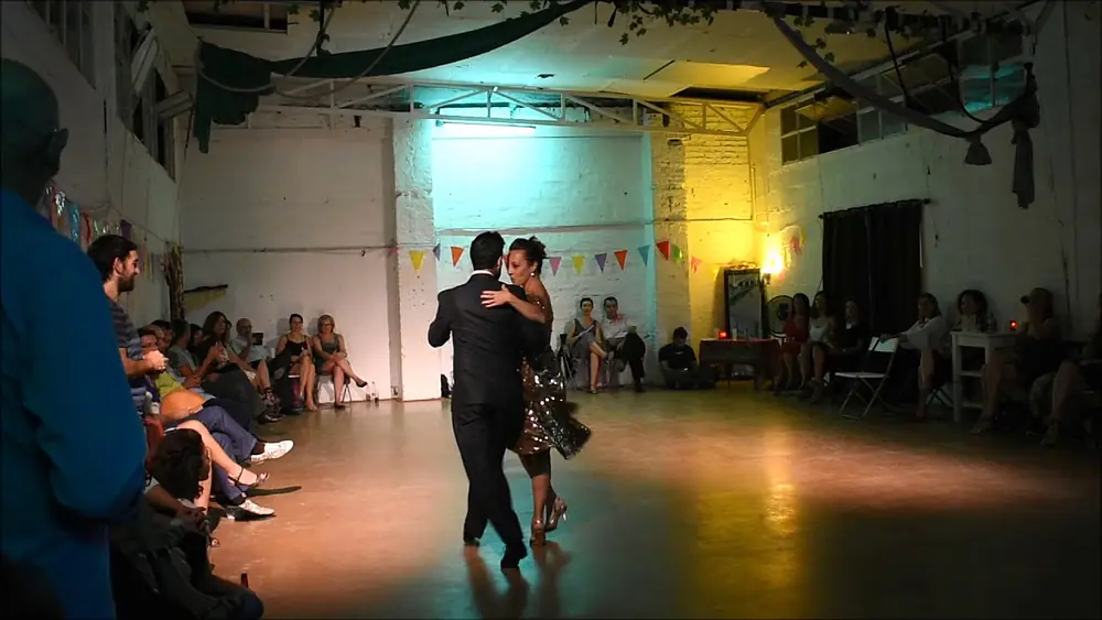 Video thumbnail for Silvana Prieto y Matias Batista - Parque Patricios - Sevilla