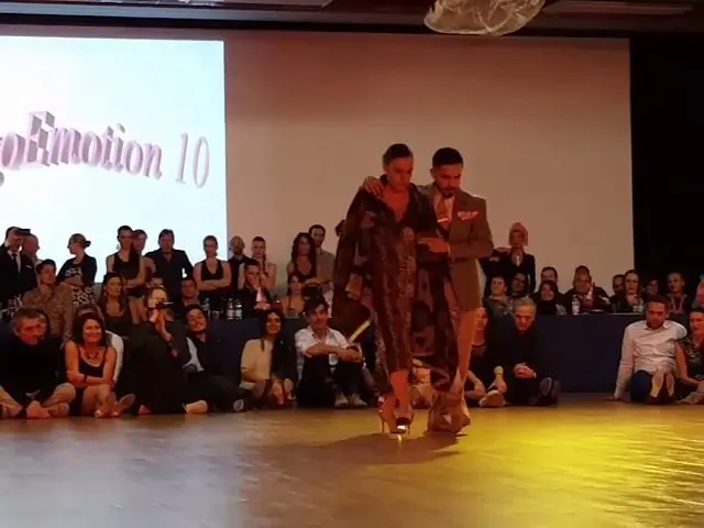 Video thumbnail for Jonatan Aguero y Virginia Pandolfi - Milonga para as missoes -Festival TangoEmotion 2017 - Lazise