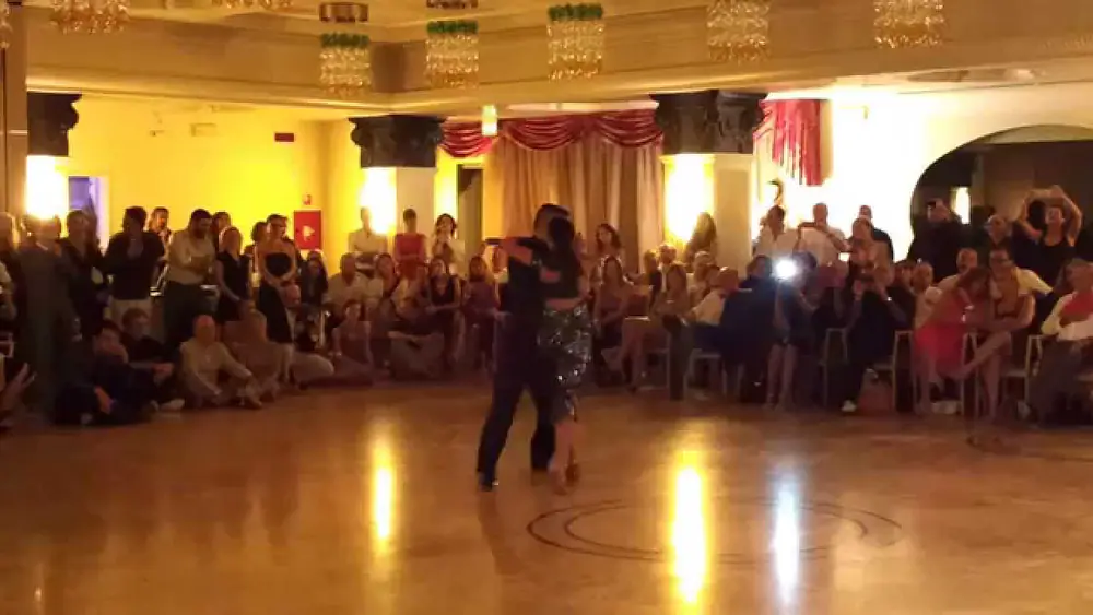 Video thumbnail for Javier Rodriguez e Fatima Vitale I° Festival Ravenna   Tango 1     20150920 010506
