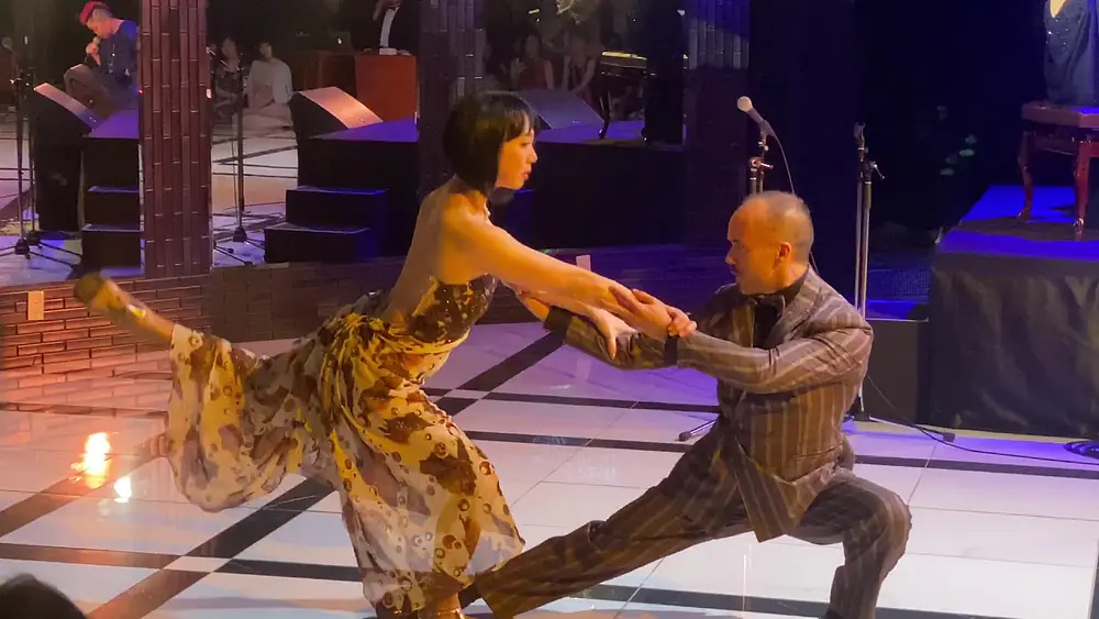 Video thumbnail for Tango El Adios - Chizuko Kuwamoto and Leonardo Pankow in Tokyo