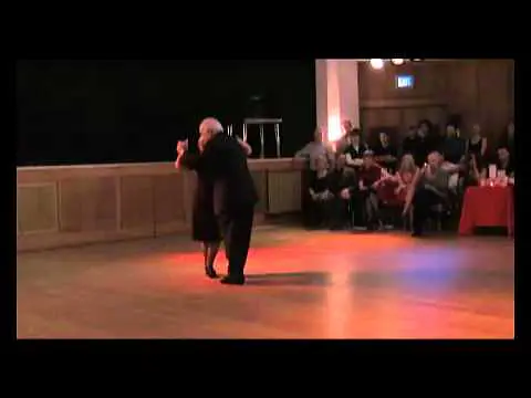 Video thumbnail for Carlos and Rosa Perez dance to Di Sarli at Carablanca milonga, London