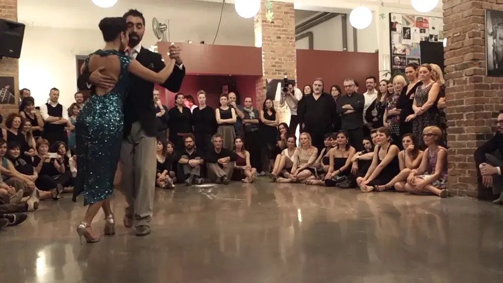 Video thumbnail for Damian Mechura e Veronica Vazquez  -  Of The Nice Time , Anibal Troilo