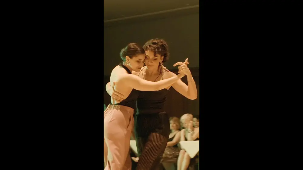 Video thumbnail for Sol Cerquides and Rocío Lequio – Milongueando en el 40 #laventanatango #030tango #tango