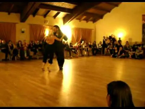 Video thumbnail for Diego Riemer - El Pajaro y Alejandra Mantiñan - milonga