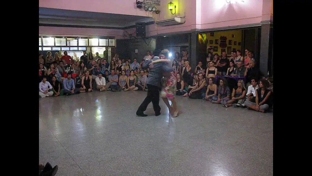 Video thumbnail for NOELIA HURTADO y CARLOS ESPINOZA en Viva La Pepa! Milonga (3/4)