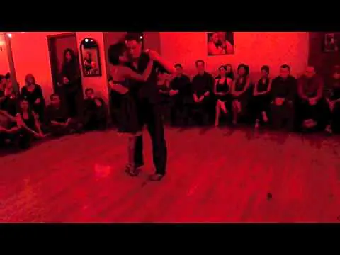 Video thumbnail for Santiago Steele & Luna Palacios dance 'Yo No Sé Llorar' @ La Nacional