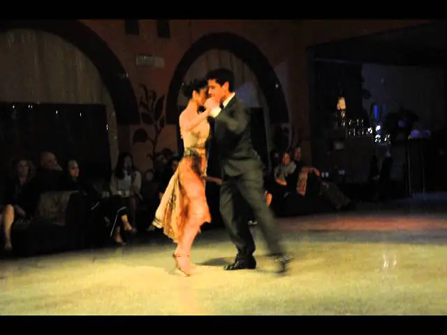 Video thumbnail for Alejandro Beron y Veronica Vasquez @El Fueye Tango Club Genova