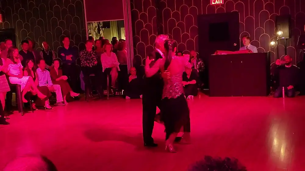 Video thumbnail for Argentine tango: Paloma Berrios & Maximiliano Alvarado - Flor de Montserrat