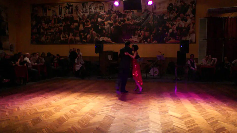 Video thumbnail for Paola Perez e Josè Freire - Vals Salon Canning 30 agosto 2011