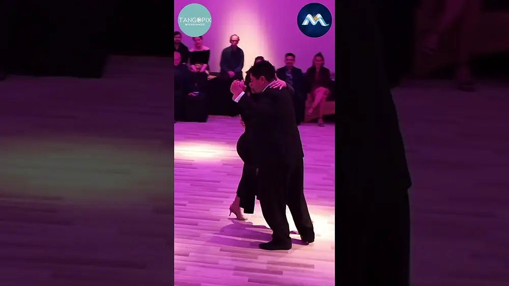 Video thumbnail for Carlos Espinoza & Agustina Piaggio dance Juan D'Arienzo - Sobre el Pucho